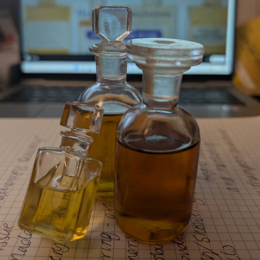 Scent Layering and Aromatherapy: The Art of the Individual
